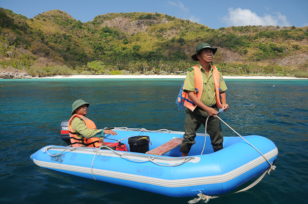 Vietnam, Con Dao, National Park Ranger, www.wo-der-pfeffer-waechst.de Vietnam, Con Dao, National Park Ranger, www.wo-der-pfeffer-waechst.de