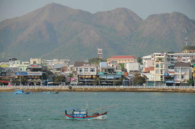 Vietnam, Nha Trang, Berge, www.wo-der-pfeffer-waechst.de