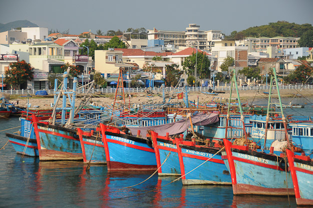 Vietnam, Nha Trang, Fischerboote, www.wo-der-pfeffer-waechst.de