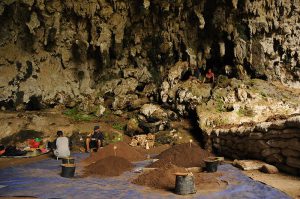 Indonesien, Indonesia, Ruteng, Höhle Liang Bua, Homo floresiensis, Hobbit, kleine Sunda, vorgelagerte Inseln, Pulau, West-Flores, Bootstour, Trip, Fahrt, boat, Reiseberichte, www.wo-der-pfeffer-waechst.de