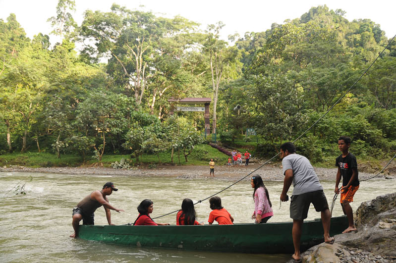 Orang-Utan-Rehabilitationsstation, Bukit Lawang, Fluss, Gunung-Leuser-Nationalpark, Nord-Sumatra, Indonesien, Indonesia, Reisebericht, www.wo-der-pfeffer-waechst.de