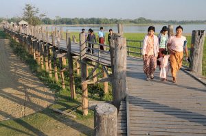 Amarapura, U Bein-Teakholzbrücke, bridge, Mandalay, Myanmar, Burma, Birma, Reisebericht, www.wo-der-pfeffer-waechst.de