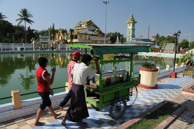 Mandalay, Mahamuni-Pagode, Pagoda, Myanmar, Burma, Birma, Reisebericht, www.wo-der-pfeffer-waechst.de