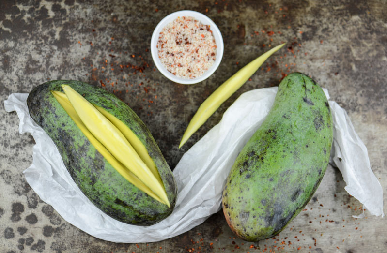 Grüne Mango, sauer, salzig, süß, scharf, Thailand, Streetfood, Obst, Chili, veganes, vegetarisches, thailändisches, Kochen, Rezepte, Gerichte, Speisen, Essen, Zutaten, Küche Snack, www.wo-der-pfeffer-waechst.de