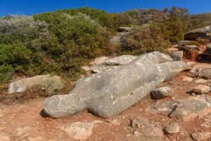 Der Kouros von Potamia – auch Faragi Kouros – auf Naxos