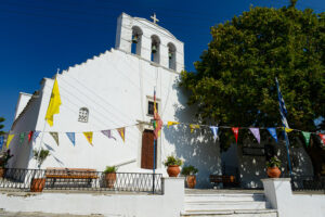Die weiße Panagia Protothroni in Chalki