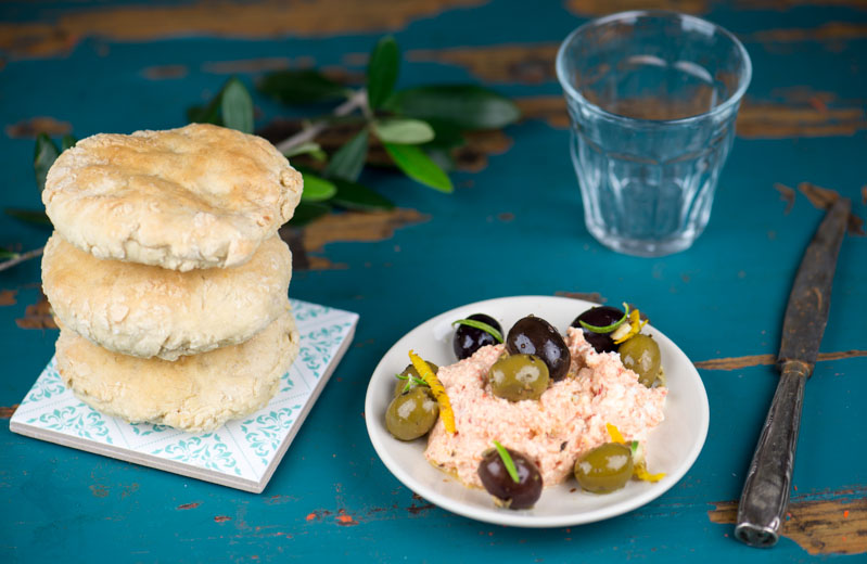 Fetacreme mit Paprika, Mezzedes, griechische Vorspeisen, Griechenland, vegetarisches, griechisches, Kochen, Rezepte, Gerichte, Speisen, Essen, Zutaten, Küche, www.wo-der-pfeffer-waechst.de