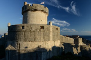 Dubrovnik, Kroatien, Croatia, Minceta, Minčeta Festung, Turm, Game of Thrones, Touren, Serie, Drehorte, Filmset, Stadtmauern, Rundgang, Festung, Burg, castle, Altstadt, old city, Städtetrip, Reisetipps, Rundreisen, Europa, Reiseberichte, Reisen mit Kindern, Reiseblogger, www.wo-der-pfeffer-waechst.de