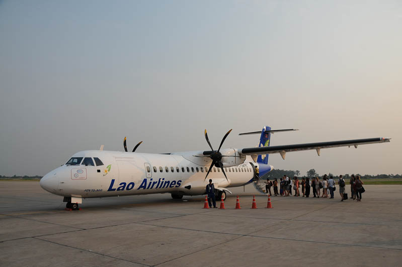 Lao Airlines, Laos, Inlandflüge, Inlandsflüge, domestic flights, Luang Prabang, Luang Phrabang, Louangphrabang, Airport, Flughafen, Reisetipps, Rundreisen, Asien, Reiseberichte, Reiseblogger, www.wo-der-pfeffer-waechst.de