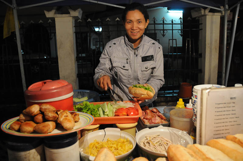 Laos, Nordlaos, Luang Prabang, Luang Phrabang, Louangphrabang, Hmong-Markt, Nachtmarkt, night market, Streetfood, street food, Reisetipps, Rundreisen, Asien, Reiseberichte, Reiseblogger, www.wo-der-pfeffer-waechst.de