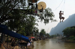Tubing in Vang Vieng, Laos, Party, Nordlaos, Reisetipps, Rundreisen, Asien, Reiseberichte, Reiseblogger, www.wo-der-pfeffer-waechst.de
