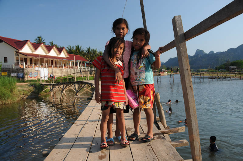 Vang Vieng, Laos, Nordlaos, Fluss Nam Song, Nam Xong, Kinder, Reisetipps, Rundreisen, Asien, Reiseberichte, Reiseblogger, www.wo-der-pfeffer-waechst.de