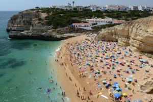 Praia de Benagil, Algarve, Portugal, Strand, schönste Strände, best beaches, Felsalgarve, Beach-Hopping, Reisen mit Kindern, Südeuropa, Bilder, Fotos, Reiseberichte, Sommerurlaub, www.wo-der-pfeffer-waechst.de