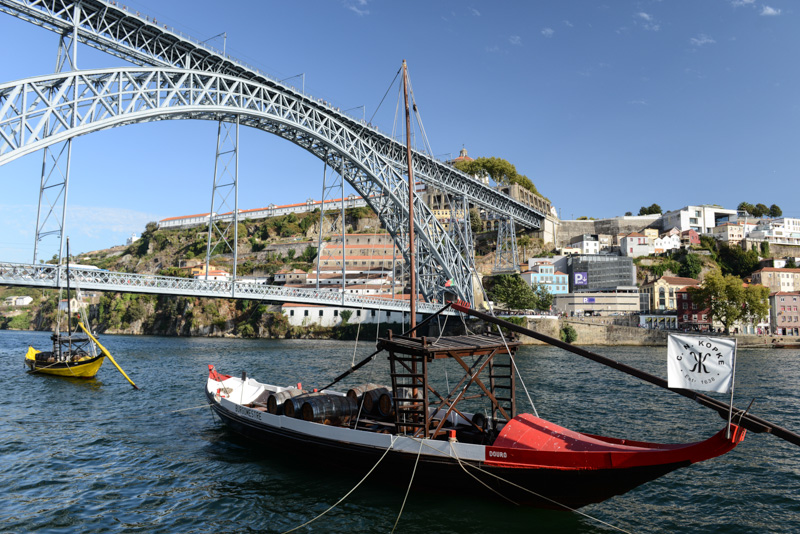 Porto, Portugal, Städtetrip, Portwein, Boot, Rio Douro, Brücke, Ponte Dom Luis I., Ribeira, Reisen mit Kindern, Sehenswürdigkeiten, Südeuropa, Bilder, Fotos, Reiseberichte, Sommerurlaub, www.wo-der-pfeffer-waechst.de