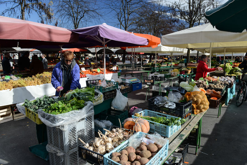 Ljubljana, Laibach, Slowenien, Slovenia, Balkan, Markt, Gemüse, Kurzurlaub, Reisen mit Kindern, Städtetrip, Sehenswürdigkeiten, Südosteuropa, Balkan, Bilder, Fotos, Reiseberichte, Herbsturlaub, Herbstferien, www.wo-der-pfeffer-waechst.de 