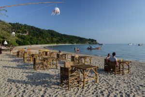 Kantiang Beach, Kantiang Bay, Koh Lanta, Beach Guide, Thailand, schöne Strände, Strandwanderung, Ausflüge, Schnorcheltouren, Reisetipps, Reisen mit Kindern, Babys, Kleinkindern, Elternzeit, Inselhüpfen, Andamanensee, Südthailand, Asien, Reiseberichte, Reiseblogger, www.wo-der-pfeffer-waechst.de