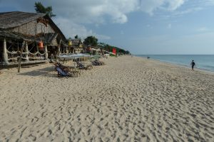 Klong Nin Beach, Koh Lanta, Beach Guide, Thailand, schöne Strände, Strandwanderung, Ausflüge, Schnorcheltouren, Reisetipps, Reisen mit Kindern, Babys, Kleinkindern, Elternzeit, Inselhüpfen, Andamanensee, Südthailand, Asien, Reiseberichte, Reiseblogger, www.wo-der-pfeffer-waechst.de