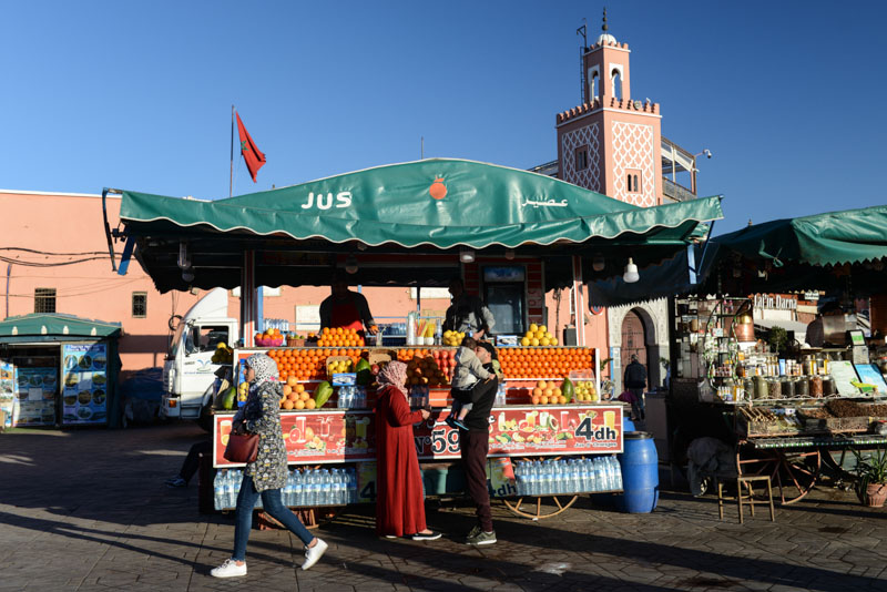 Marrakesch, Marokko, Djemaa el Fna, Platz, Orangensaftstand, orange juice, Medina, Altstadt, Shopping, Reisebericht, Reisetipps, Afrika, Reiseblogger, www.wo-der-pfeffer-waechst.de