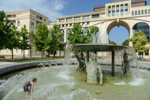 Antigone, Brunnen, Montpellier, Südfrankreich, France, Reisebericht, Städtetrip, mit Kindern, Städtereise, Urlaub, Reisetipps, Reiseblogger, www.wo-der-pfeffer-waechst.de