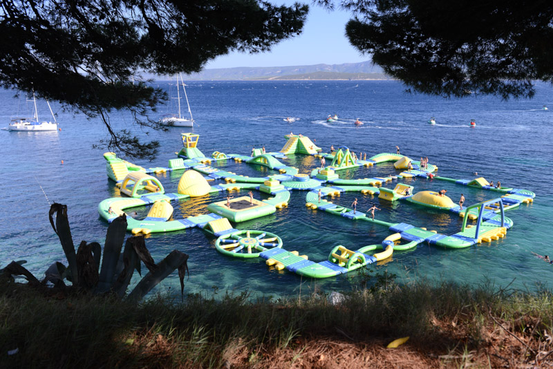 Aquapark Bol, Brač, Brac, Zlatni Rab, Beach, Strand, Strände, Goldenes Horn, Insel, Kroatien, kroatische Inseln, schönste Strände, Reisebericht, Reisen mit Kindern, Reisetipps, Südosteuropa, Sommerferien, Sommerurlaub, Balkan, Bilder, Fotos www.wo-der-pfeffer-waechst.de