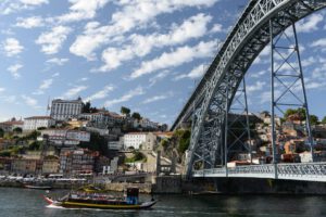 Porto, Portugal, Städtetrip, Rio Douro, Brücke, Ponte Dom Luis I., Ribeira, Reisen mit Kindern, Sehenswürdigkeiten, Südeuropa, Bilder, Fotos, Reiseberichte, Sommerurlaub, www.wo-der-pfeffer-waechst.de