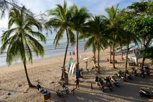 Kamala Beach, Phuket, Strände, Thailand, Strandurlaub, Palmen, Reisebericht
