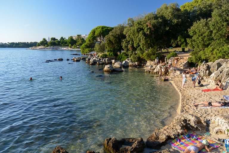 Rovinj, schönste Stäende, Lone Beach, Kroatien, Urlaub, Istrien, Reisebericht