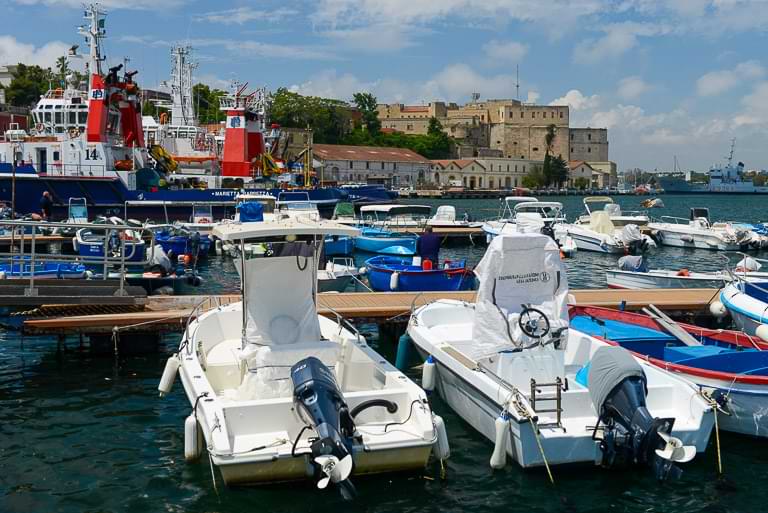 Castello Federiciano di Brindisi, Reisebericht, Salento, Apulien, Hafen