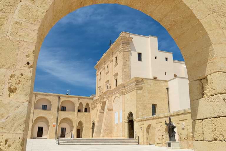 Santa Maria di Leuca, Santuario di Santa Maria de Finibus Terrae, Kirche, Apulien, Reisebericht, Italien, Salento