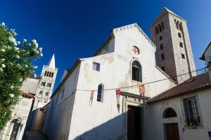 Insel, Rab, Glockenturm, Sveti Ivan, Kirche des Heiligen Johannes, Kathedrale, Kroatien