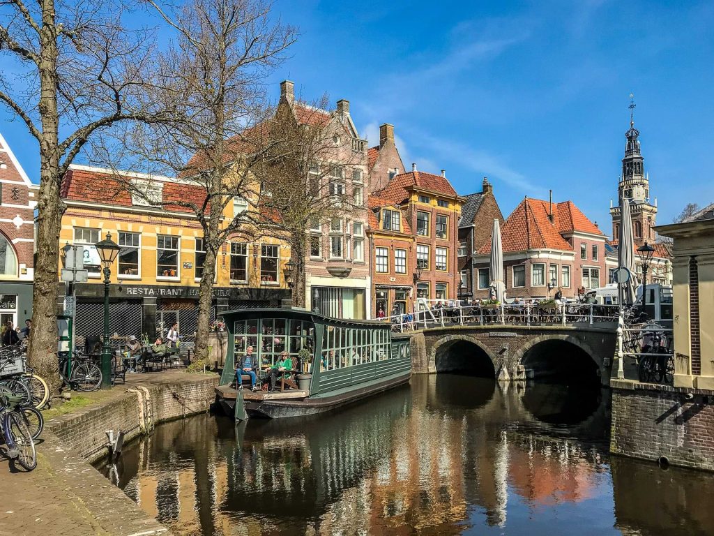 Alkmaar, Niederlande, Tagesausflug in die Käsestadt, Grachten, Holland