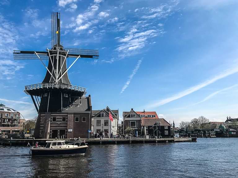 Haarlem, Windmühle, Molen De Adriaan, Fluss Spaarne, Sehenswürdigkeiten