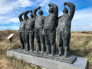 Kunstwerk, Skulptur, Denkmal, Strandpromenade, Katwijk aan Zee, Reisebericht, Südholland, Niederlande