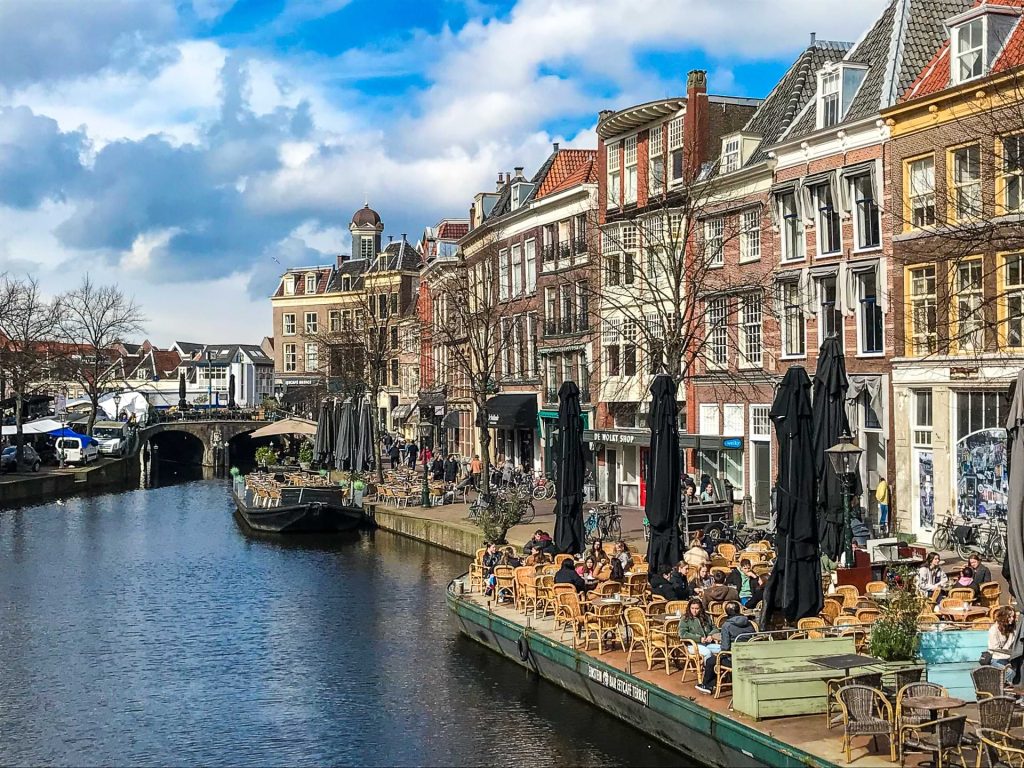 Leiden, Tagesausflug, Grachtenfahrt, Niederlande, Reisebericht, Holland, Fluss