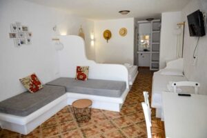 Anemos Sea View, Batsi, Andros, Apartment, booking, Ferienwohnung, Vierbettzimmer