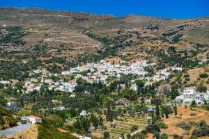 Bergdorf Stenies, Andros, Reisebericht