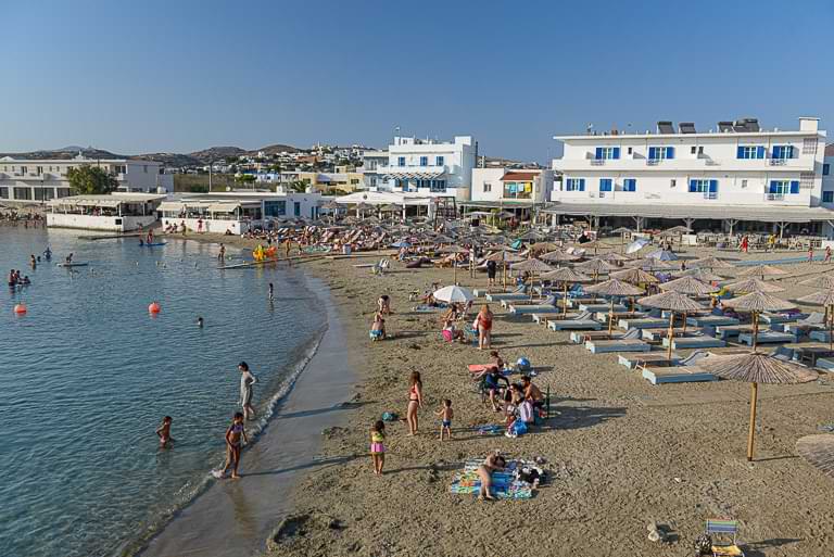Vari Beach, Syros, Strände