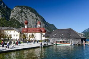 Wallfahrtskirche St. Bartholomä, Königssee, Ankunft