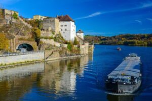 Binnenschiff, Donau, Passau