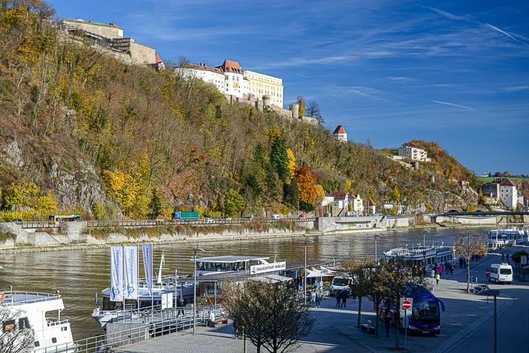 Schiffsanlegestellen an der Donau in Passau