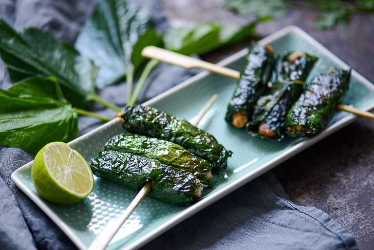 Gefüllte, gebratene Là-Lốt-Blätter