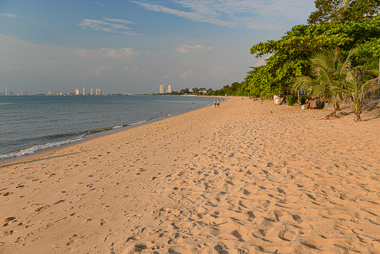 Bang Saray Beach, Pattaya, Strände