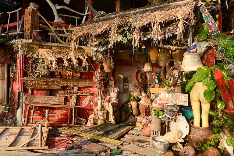 Urige Bar am White Sand Beach, Koh Chang, Thailand