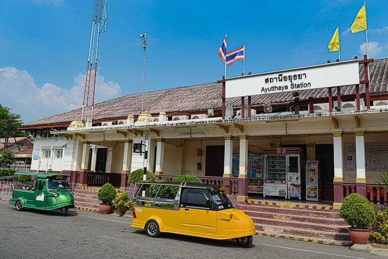 Ayutthaya, train station, Bahnhof, Tuktuk