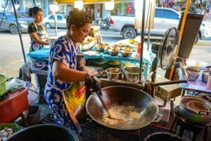 Chumphon Night Market, Nachtmarkt, Garküche, Pad Thai