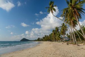 Chumphon, Thung Wua Laen Beach, Thailand