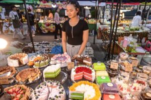 Kuchen, Torten, Süssigkeiten, Nachtmarkt, Pak Chong Night Market, Thailand