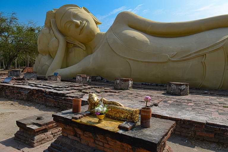 liegender Buddha, Wat Lokaya Sutharam, Ayutthaya, Sehenswürdigkeiten