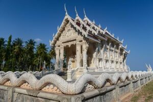 Wat Tham Pong Pang, Chumphon, Tempel, Naga