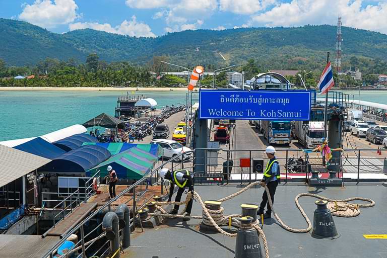Ankunft auf Koh Samui, Welcome to Koh Samui, Fähre, Nathon-Pier